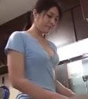 Nonton Semi Selingkuh dengan istri teman di dapur