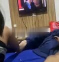Numpang Ngecas Di kamar Adek