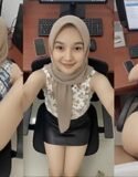 Hijab Kantoran Ketagihan Diglir Sama Temen Kantor