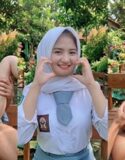 Abg Seragam Sma 18Yo Hijab Diewe Outdoor Bergantian